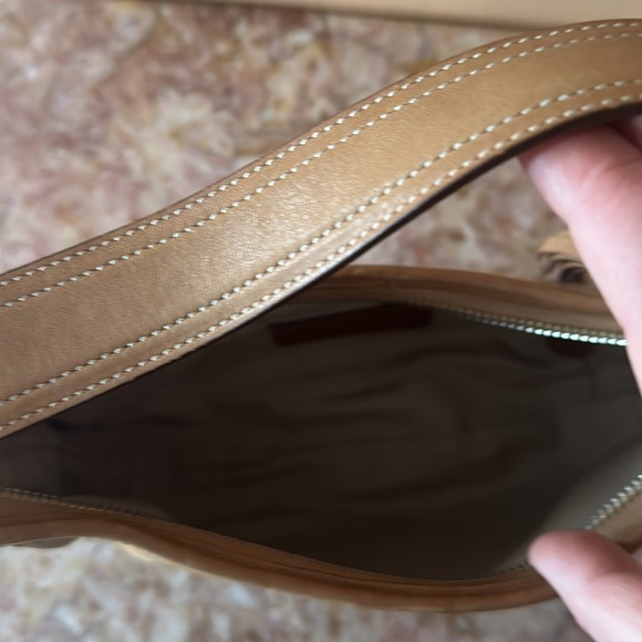 Coach Soho Small Leather Tan Heather Hobo Shoulder Bag With Stitching. - Picture 9 of 16